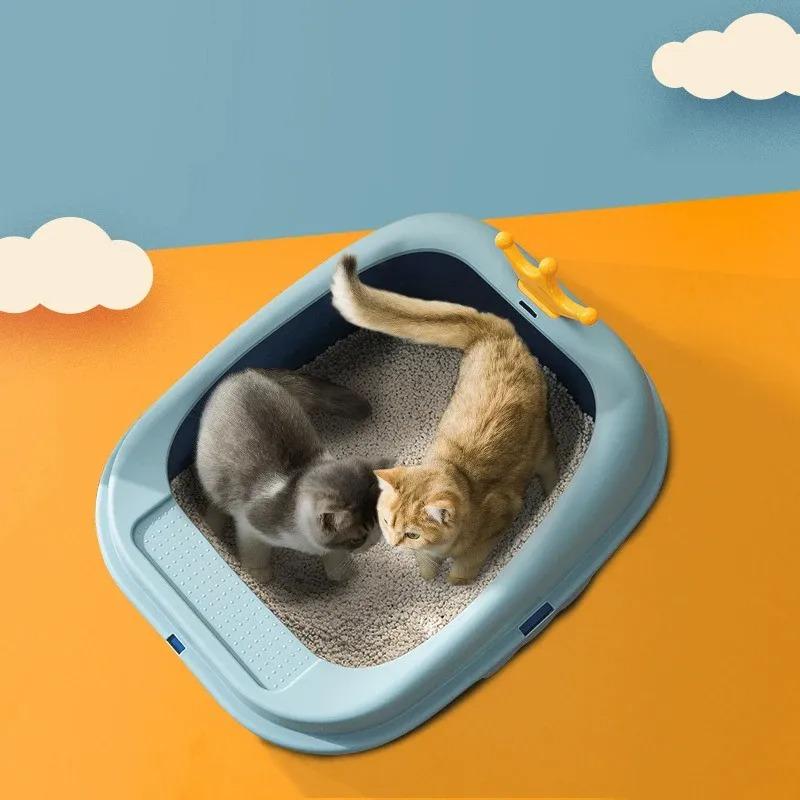 Crown Semi-Enclosed Cat Litter Box – Two-Piece Splash Tray - Image 5