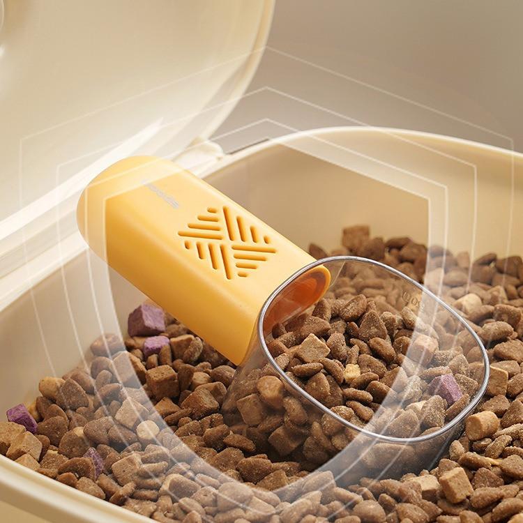 Transparent Pet Food Scoop – Multi-Function Feeding Spoon - Image 4